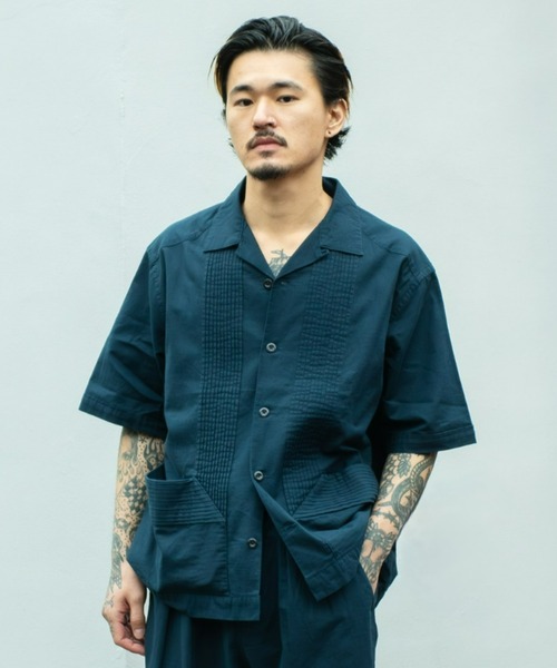 MAGIC NUMBER(マジック ナンバー)の「【MAGIC NUMBER】綿麻キャンバス ハーフスリーブ オープンカラー キューバシャツ(シャツ/ブラウス・メンズ・キナリ/ネイビー/ブラック・MEDIUM/LARGE)」の3枚目の写真