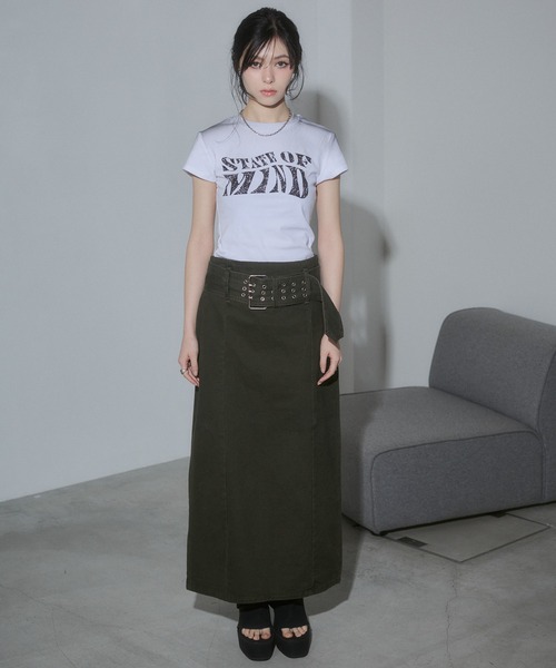 ENVYM（アンビー）の「スプレー加工 ロゴプリント Tシャツ（Tシャツ/カットソー・レディース・ブラック/グレー/ネイビー/イエロー/ホワイト・FREE）」の16枚目の写真