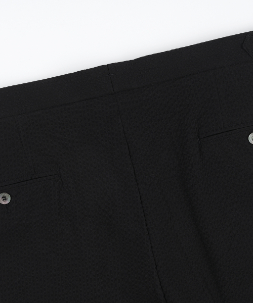 BELLIEF（ベリーフ）の「Essential Seersucker Adjust 2-Pleated Relaxed Chino (Black)（その他パンツ・メンズ・その他・LARGE/X-LARGE/MEDIUM）」の5枚目の写真