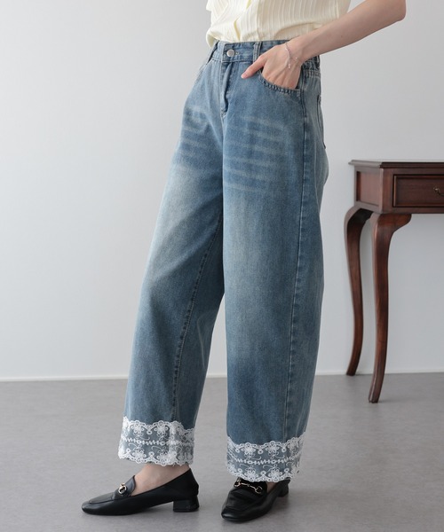 BLUEEAST(ブルーイースト)の「ヘムレースワイドデニム(デニムパンツ・レディース・ブルー・SMALL/MEDIUM)」の4枚目の写真
