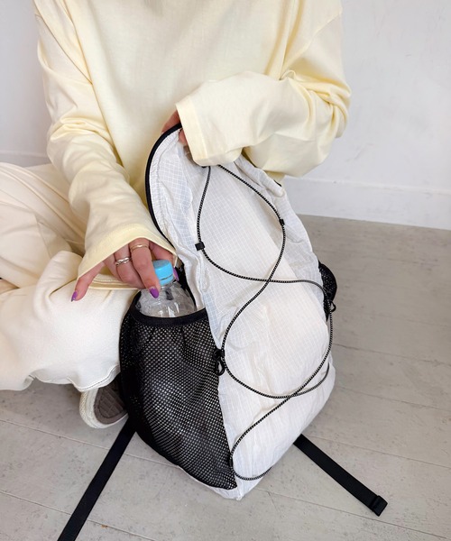 PICHI(ピイチ)の「Packable Backpack(バックパック/リュック・レディース・ブラック/ホワイト/グリーン・FREE)」の2枚目の写真