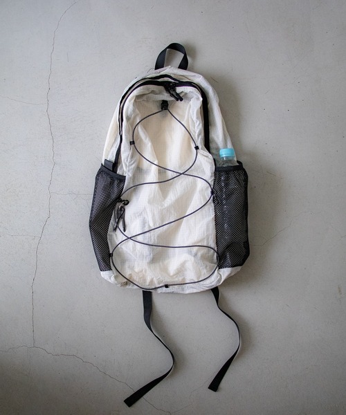 PICHI(ピイチ)の「Packable Backpack(バックパック/リュック・レディース・ブラック/ホワイト/グリーン・FREE)」の9枚目の写真