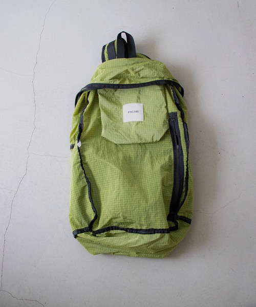 PICHI(ピイチ)の「Packable Backpack(バックパック/リュック・レディース・ブラック/ホワイト/グリーン・FREE)」の14枚目の写真