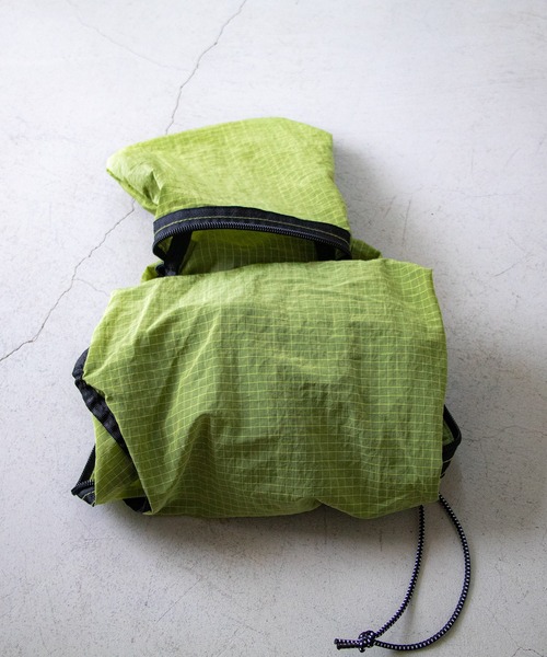PICHI(ピイチ)の「Packable Backpack(バックパック/リュック・レディース・ブラック/ホワイト/グリーン・FREE)」の4枚目の写真