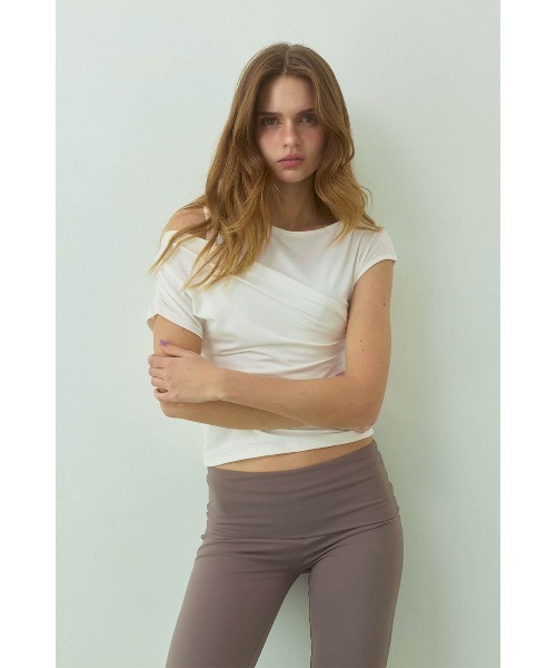 ALEXIA STAM（アリシアスタン）の「Asymmetrical Top /レイヤードトップス（Tシャツ/カットソー・レディース・グレー/ブラック/ホワイト・L/M/S）」の2枚目の写真