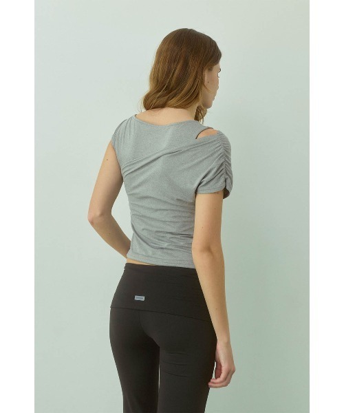 ALEXIA STAM（アリシアスタン）の「Asymmetrical Top /レイヤードトップス（Tシャツ/カットソー・レディース・グレー/ブラック/ホワイト・L/M/S）」の11枚目の写真