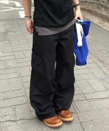 Folded pocket cargo parachute pants BLACK