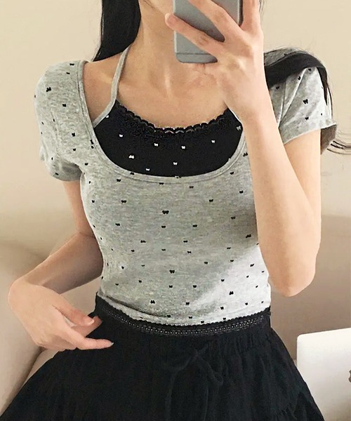 core core(コアコア)の「リボン柄ホルターネックレイヤード風クロップド丈バイカラーTシャツ(Tシャツ/カットソー・レディース・ブラック/グレー/ホワイト・FREE)」の3枚目の写真