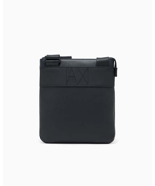 ARMANI EXCHANGE(アルマーニエクスチェンジ)の「【A|X アルマーニ エクスチェンジ】<オンライン限定>AXロゴ フラットショルダーバッグ(ショルダーバッグ・メンズ・ブラック・FREE)」の3枚目の写真