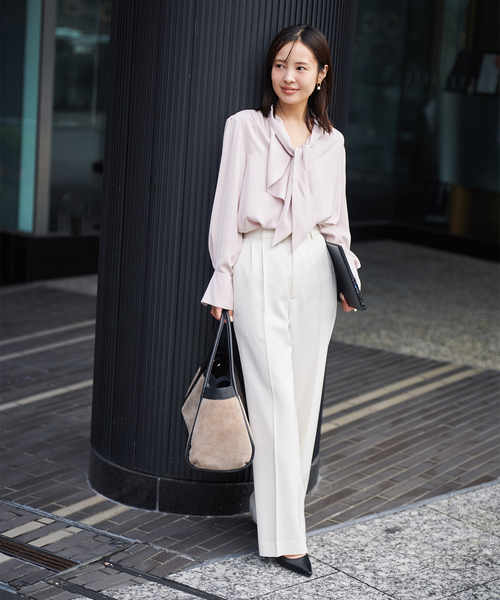 Noble(ノーブル)の「クリアツイルストレートタックパンツ(スラックス・レディース・ブラック/ホワイト/キャメル・36/34/40/38)」の19枚目の写真