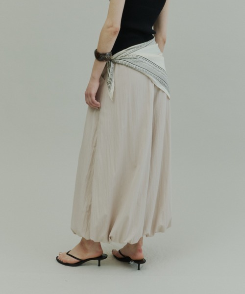Plumel（プルメル）の「Elastic Waist Balloon Pants / エラスティックバルーンパンツ（その他パンツ・レディース・ブラック/ベージュ/アイボリー・MEDIUM）」の17枚目の写真