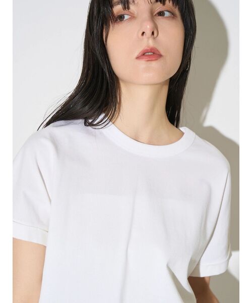 ELENDEEK(エレンディーク)の「ロールアップティーカットソー(Tシャツ/カットソー・レディース・ベージュ/オフホワイト/ブラック・FREE)」の15枚目の写真