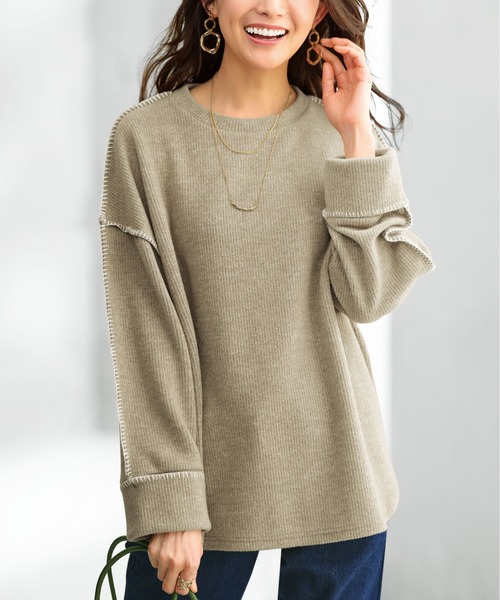 BELLUNA PLUS(ベルーナ)の「ブランケットステッチプルオーバー(Tシャツ/カットソー・レディース・ローズ/ベージュ・MEDIUM/X-LARGE)」の2枚目の写真