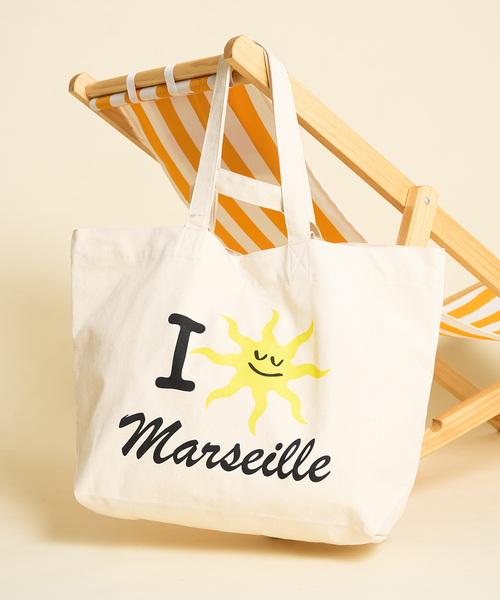 417 EDIFICE(フォーワンセブンエディフィス)の「VACANCE PERMANENTES × 417 I LOVE MARSEILLE Beach Bag(クラッチバッグ・メンズ・ホワイト/ブラック・FREE)」の2枚目の写真