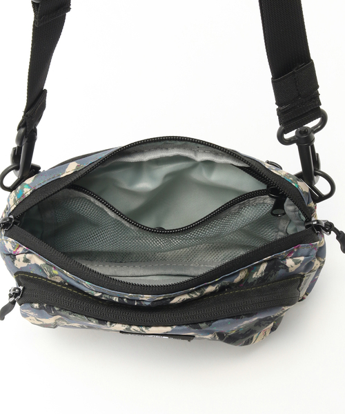 417 EDIFICE(フォーワンセブンエディフィス)の「KiU / キウ FUJI F-PKT MINI SHLBAG(ショルダーバッグ・メンズ・A/B・FREE)」の11枚目の写真