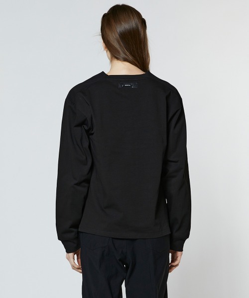 ESSENTIAL(エッセンシャル)の「DSロゴ ヘビー天竺プルオーバー(Tシャツ/カットソー・レディース・オフホワイト/ブラック/オリーブ・36/38)」の7枚目の写真