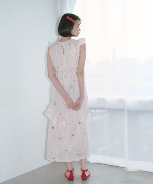 Lil Ambition(リルアンビション)の「【ZOZOTOWN 限定】フラワーフリルワンピース(ワンピース・レディース・ベビーピンク/ブラック/クリーム・M/S)」の9枚目の写真