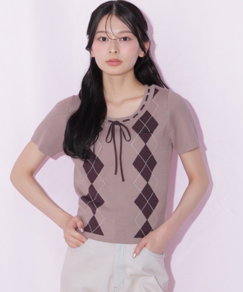 JILL by JILL STUART(ジルバイジルスチュアート)の「アーガイル半袖ニット(ニット/セーター・レディース・ピンク/モカ/ブルー・FREE)」の2枚目の写真