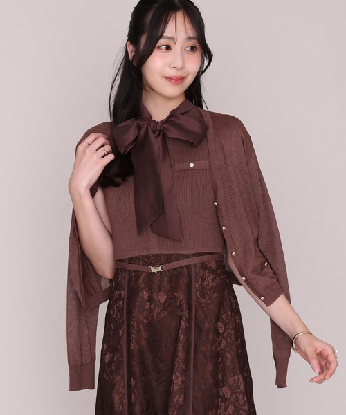 MISCH MASCH(ミッシュマッシュ)の「2026秋冬新作 金釦シアーVネックカーディガン(カーディガン/ボレロ・レディース・ブラウン/ブラック/イエロー・フリ-)」の18枚目の写真