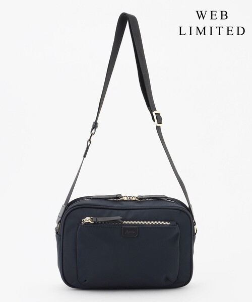 J.PRESS(ジェイプレス)の「【WEB限定カラーあり】スクエア ショルダーバッグ(ショルダーバッグ・レディース・グレー系/ダークブラウン系/ブラック系/ネイビー系・F)」の4枚目の写真