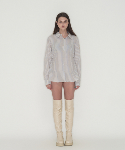 THIRSTYCLUB(サースティークラブ)の「3way stripe shirts (side buttons) - Light blue(シャツ/ブラウス・レディース・その他・FREE)」の2枚目の写真