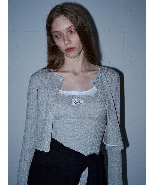 SORIN（ソリン　）の「Cable mini cardigan / ケーブルミニカーディガン（カーディガン/ボレロ・レディース・グレー/ブラック・38）」の4枚目の写真