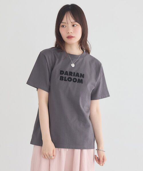 earth music&ecology(アースミュージックアンドエコロジー)の「フロッキープリントTシャツ(Tシャツ/カットソー・レディース・チャコールグレー/オフホワイト/ピンク・FREE)」の9枚目の写真