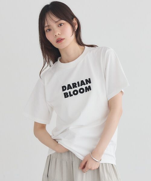 earth music&ecology(アースミュージックアンドエコロジー)の「フロッキープリントTシャツ(Tシャツ/カットソー・レディース・チャコールグレー/オフホワイト/ピンク・FREE)」の1枚目の写真