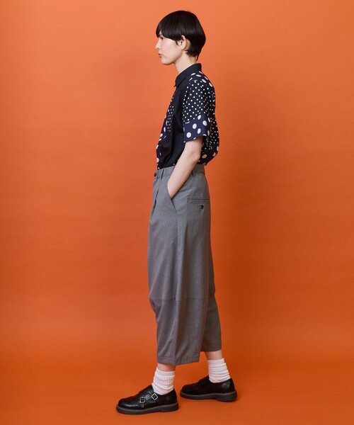 FRAPBOIS(フラボア)の「コーンスラックス(その他パンツ・レディース・ネイビー/グレー・1/2)」の4枚目の写真