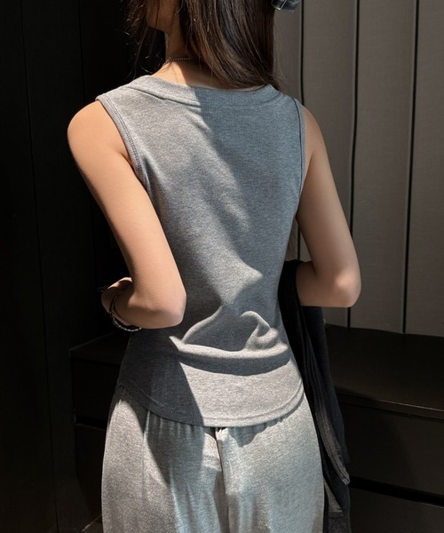 JOCOSA(ジョコサ)の「サイドギャザー リブタンクトップ(タンクトップ・レディース・ネイビー/ブラック/グレー/カーキ/ホワイト・S/M/L)」の20枚目の写真