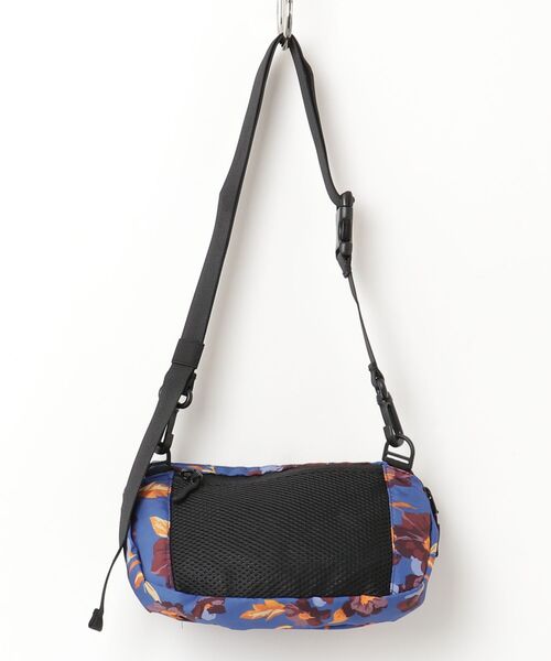 KiU(キウ)の「キウ KiU 300D FRONT POCKET MINI SHOULDER BAG(ショルダーバッグ・メンズ・その他・ONE SIZE)」の2枚目の写真