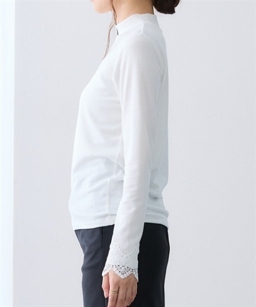 7days Life Styling(セブンデイズライフスタイリング)の「袖口レースモックネックシアーリブトップス(Tシャツ/カットソー・レディース・オフホワイト/ブラック・LL/3L/M/L)」の10枚目の写真