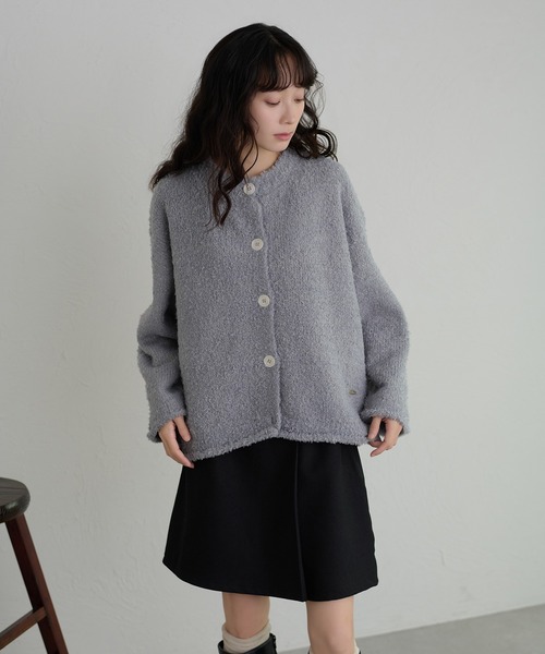 apres jour clair(アプレジュールクレア)の「【apres jour clair】ヒツジラメニットカーディガン(カーディガン/ボレロ・レディース・クリーム/ダークブラウン/ブルー系その他/ピンクベージュ・フリー/X-LARGE)」の3枚目の写真