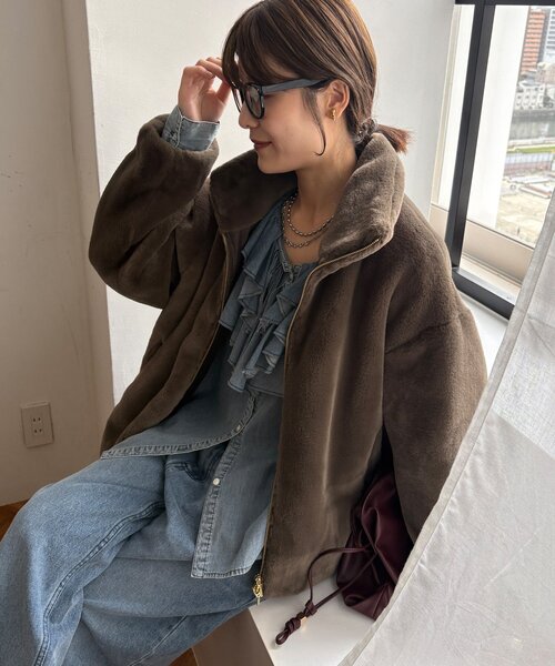 DouDou(ドゥドゥ)の「【OKOCHI企画】ファーブルゾン(その他アウター・レディース・ライトベージュ/チャコールグレー・FREE)」の8枚目の写真
