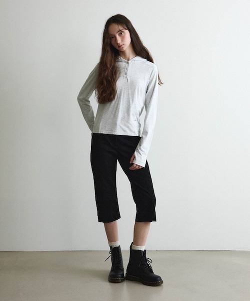 COVERNAT(カバーナット)の「WOMEN HOODED LONG SLEEVE(Tシャツ/カットソー・レディース・ライム/杢グレー・SMALL/MEDIUM)」の3枚目の写真