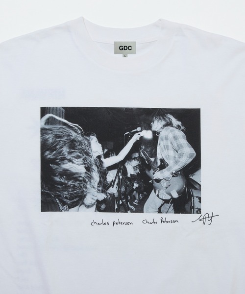 GDC（ジーディーシー）の「【Charles Peterson X NIRVANA / GDC】Raji's Finger Point Tee（Tシャツ/カットソー・メンズ・ブラック/ホワイト・SMALL/MEDIUM/LARGE/X-LARGE）」の7枚目の写真
