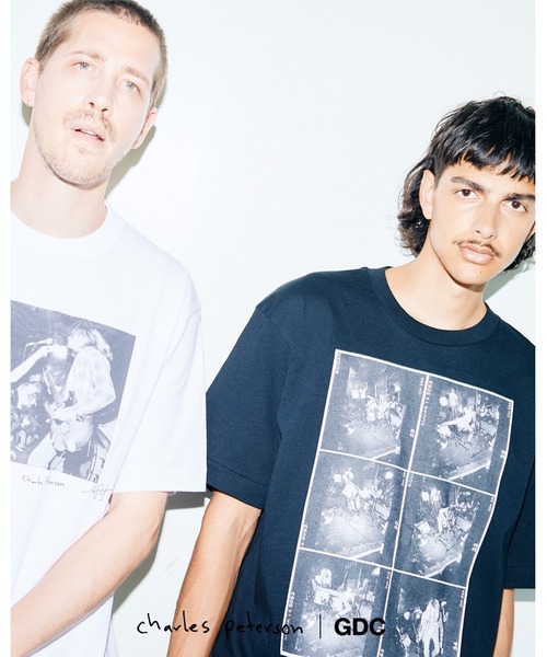 GDC（ジーディーシー）の「【Charles Peterson X NIRVANA / GDC】Raji's Finger Point Tee（Tシャツ/カットソー・メンズ・ブラック/ホワイト・SMALL/MEDIUM/LARGE/X-LARGE）」の4枚目の写真