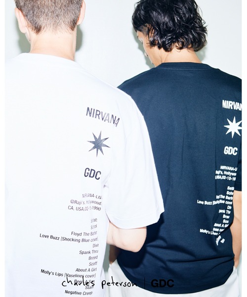 GDC（ジーディーシー）の「【Charles Peterson X NIRVANA / GDC】Raji's Finger Point Tee（Tシャツ/カットソー・メンズ・ブラック/ホワイト・SMALL/MEDIUM/LARGE/X-LARGE）」の6枚目の写真