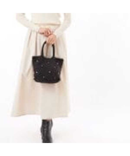 COOCO(クーコ)の「【es】【cooco】JSC パール付フェザーニットトートバッグ(トートバッグ・レディース・ブラック/グレイッシュベージュ/ベージュ/サックスブルー・FREE)」の2枚目の写真