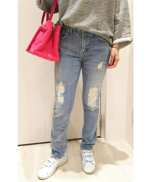 Moname(モナーム)の「【Moname(41161006)】CHARLOTTE TIGHT TAPERED <ダメージ>(デニムパンツ・レディース・インディゴブルー・9号/11号/7号)」の11枚目の写真