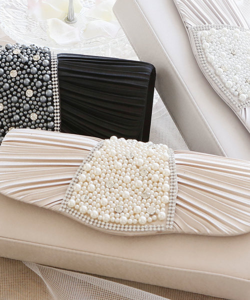 PourVous（プールヴー）の「パールビジュークラッチバッグ 同窓会 結婚式 オケージョン 二次会（クラッチバッグ・レディース・ブラック/ベージュ/シルバー・FREE）」の4枚目の写真