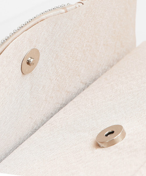 PourVous（プールヴー）の「パールビジュークラッチバッグ 同窓会 結婚式 オケージョン 二次会（クラッチバッグ・レディース・ブラック/ベージュ/シルバー・FREE）」の8枚目の写真