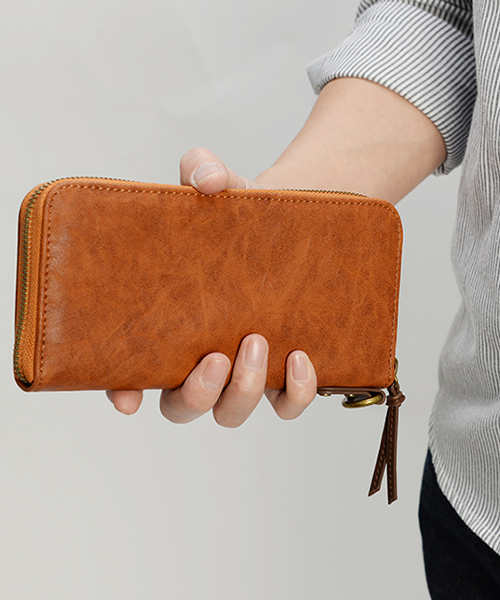 DEVICE（デバイス）の「DEVICE デバイス gland ラウンド ファスナー 長財布 ウォレット（財布・メンズ・ブラウン/キャメル/ブラック・FREE）」の5枚目の写真