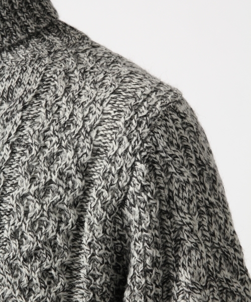 RAGEBLUE（レイジブルー）の「アルパカ混ケーブルニットタートル/729127（ニット/セーター・メンズ・ダークブラウン/ホワイト/ネイビー/グレー系その他/レッド・SMALL/MEDIUM/LARGE）」の9枚目の写真