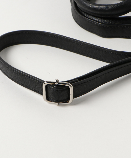 NATURAL BEAUTY BASIC（ナチュラルビューティーベーシック）の「シンプルボックスミニショルダーバッグ（ショルダーバッグ・レディース・ブルー/ベージュ/ブラック・ﾌﾘ-）」の8枚目の写真