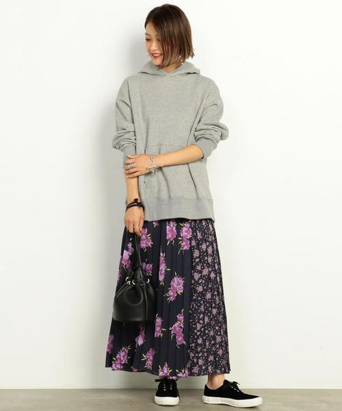 BEAUTY&YOUTH UNITED ARROWS(ビューティーアンドユースユナイテッドアローズ)の「BY∴ フラワーパッチプリーツロングスカート ◆(スカート・レディース・ネイビー/マスタード・FREE)」の6枚目の写真