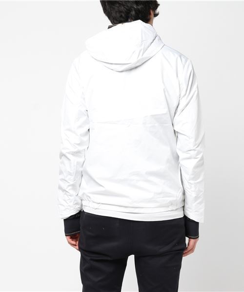 DESCENTE（デサント）の「ウインドジャケット EKS+THERMO フーデッド