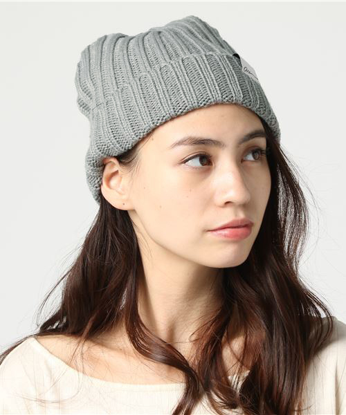 Azul By Moussy アズールバイマウジー の 筆記体ロゴニットワッチ ニットキャップ ビーニー Wear