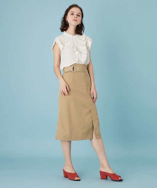 UNITED TOKYO(ユナイテッドトウキョウ)の「スリットタイトスカート(スカート・レディース・ベージュ/レッド/ネイビー・1)」の18枚目の写真