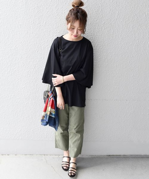 Khaju（カージュ）の「Khaju:フレアスリーブビッグTEE◇◇（Tシャツ/カットソー・レディース・ホワイト/ブラック・ONE SIZE）」の3枚目の写真